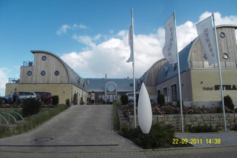 Sylt/List Neubau eines Wassersport-Hotels Baujahr: 2010 / Nutzfläche: ca. 2.300 m²